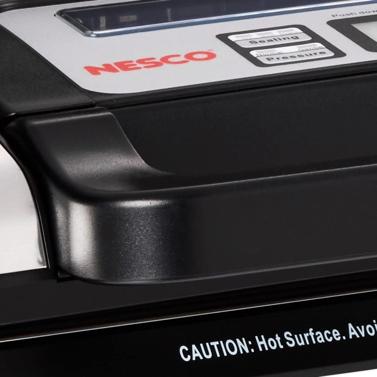 Nesco Deluxe Food VS-12 Vacuum Sealer, 130 Watts, Kit Bags & Viewing Lid, Compact, Silver