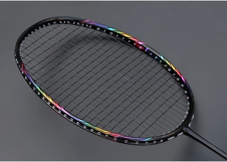 LIUZH Super Light 8U Full Carbon Fiber Badminton Rackets with Bags String Professional Racket Strung