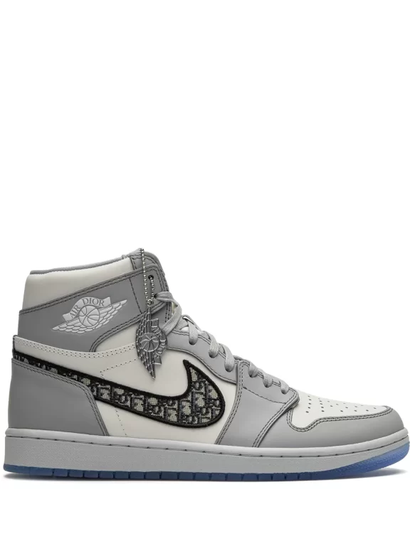 Jordan x Dior Air Jordan 1 Retro High’ sneakers