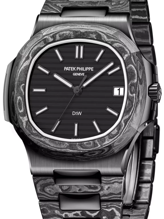 DiW (Designa Individual Watches) pre-owned customised DiW Nautilus “The Black Grail” 40mm