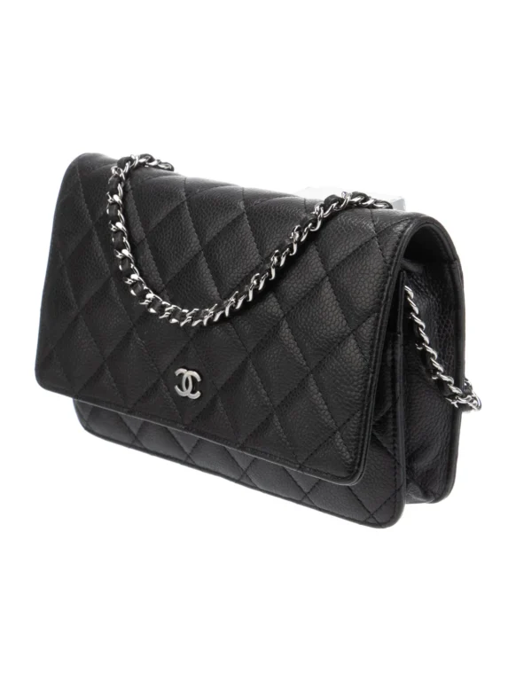 Chanel Caviar Classic Wallet On Chain