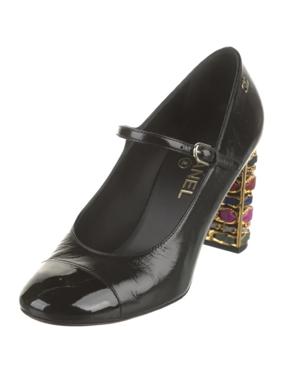 Chanel 2023 Interlocking CC Logo Pumps Women’s Size: 9