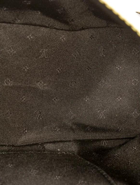 Louis Vuitton Suhali Leather Suhali